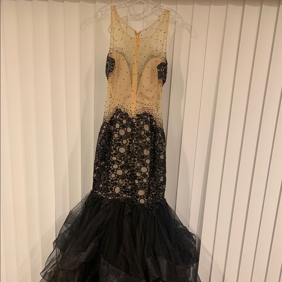 PROM DRESS, ROMANCE COUTURE - Picture 2 of 8